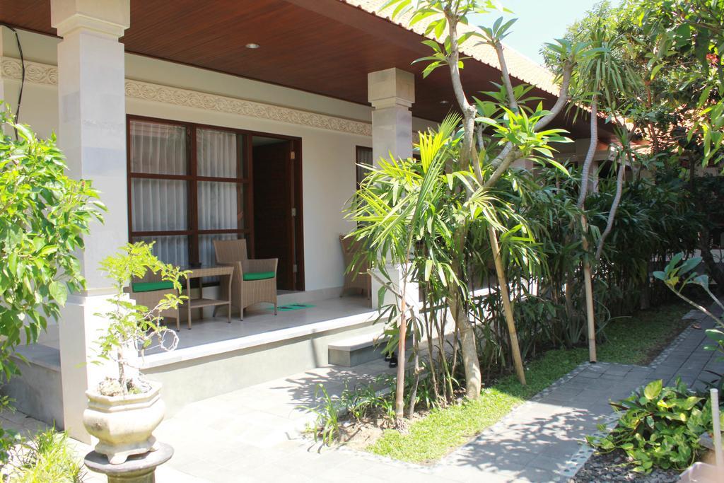 Mona Homestay Санур Экстерьер фото